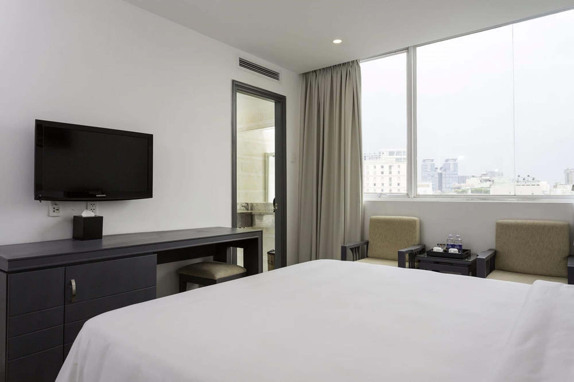 Calista Sai Gon Hotel Хошимин Экстерьер фото
