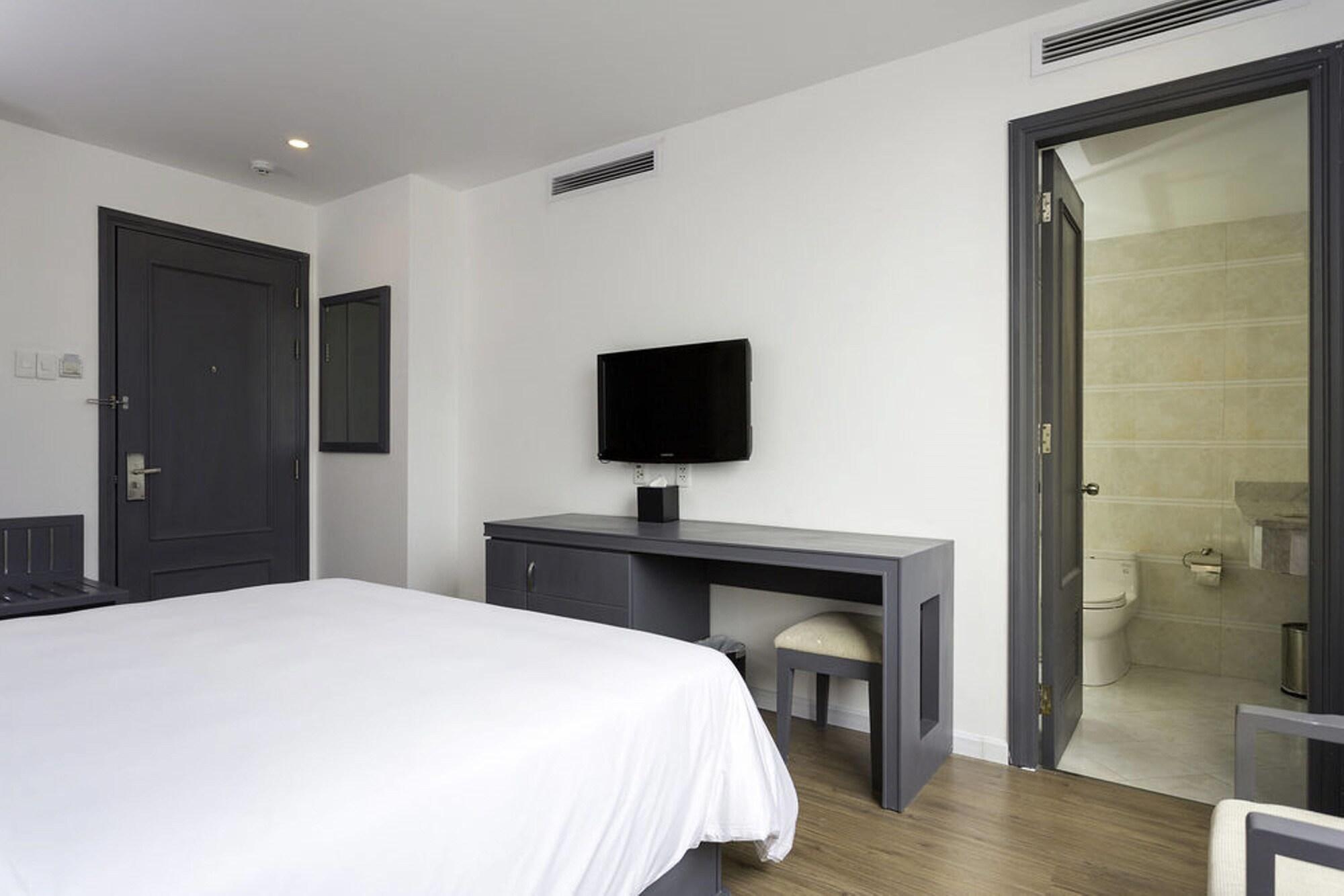 Calista Sai Gon Hotel Хошимин Экстерьер фото