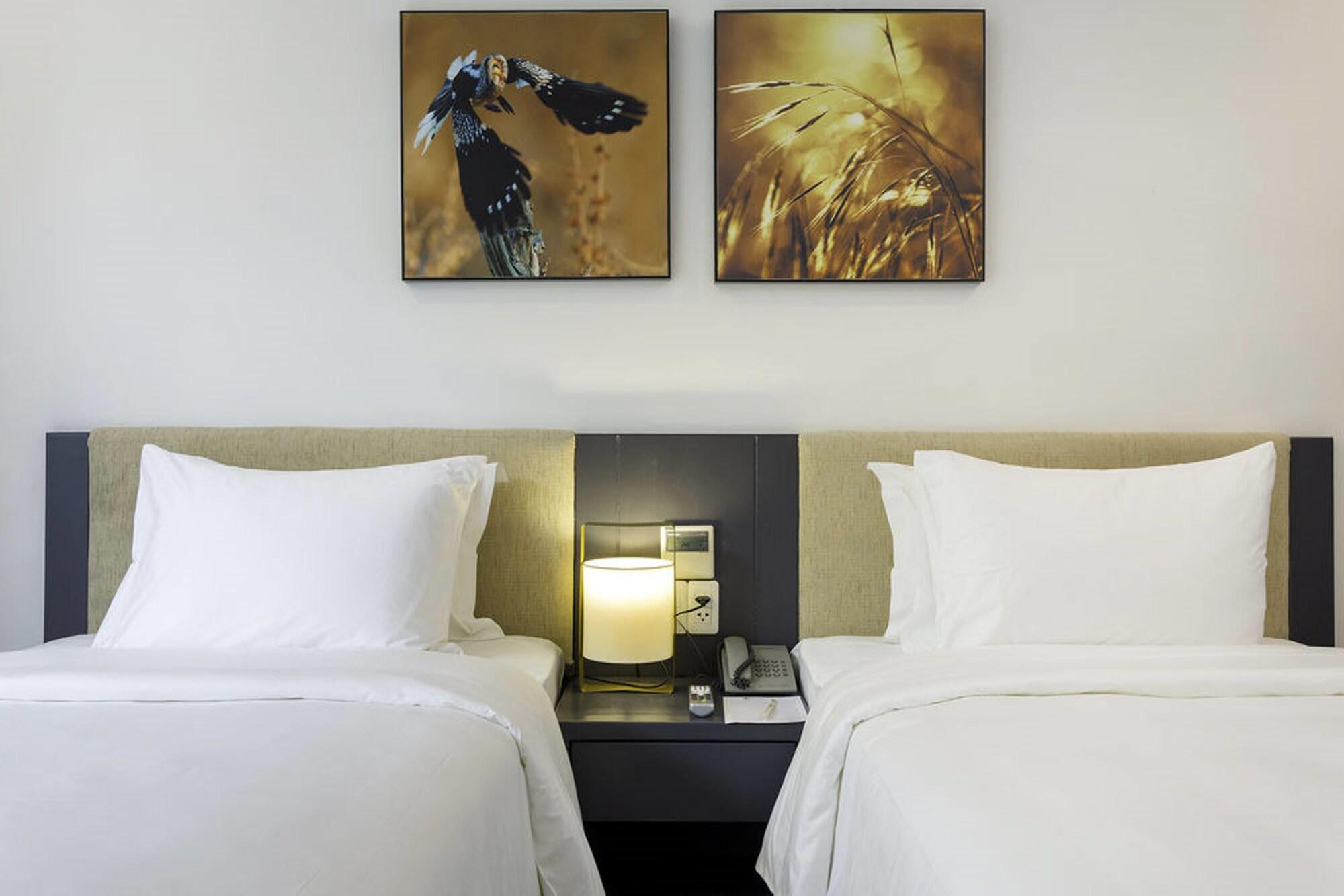 Calista Sai Gon Hotel Хошимин Экстерьер фото