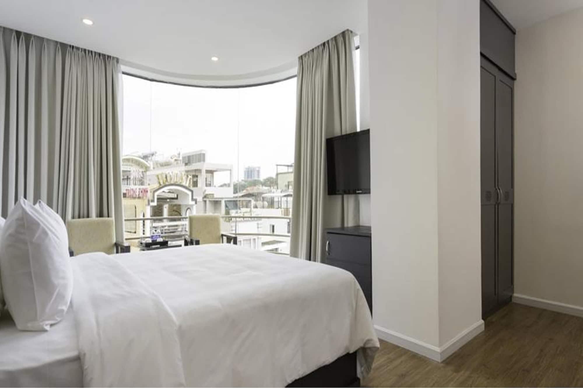 Calista Sai Gon Hotel Хошимин Экстерьер фото