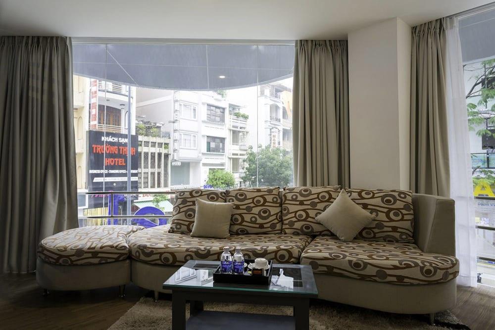 Calista Sai Gon Hotel Хошимин Экстерьер фото